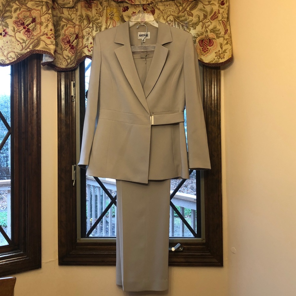 Kasper Suit - image 1